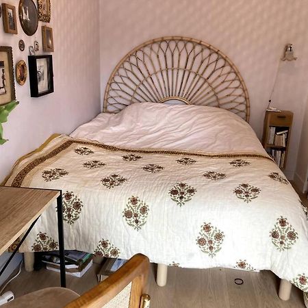Appartement Cosy Dans Le 9E París Exterior foto
